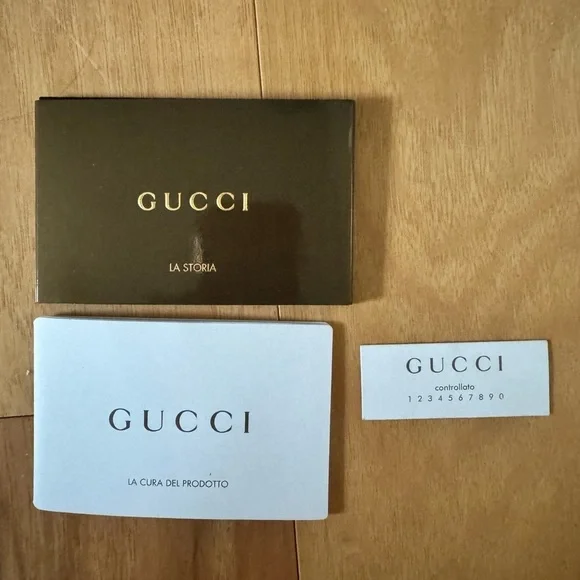 AUTHENTIC GUCCI GOLD ORIGINAL GG CANVAS PRINCY TOTE.